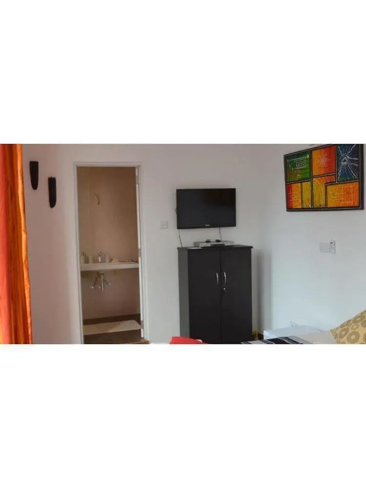 Vista Peiris Road Apartment